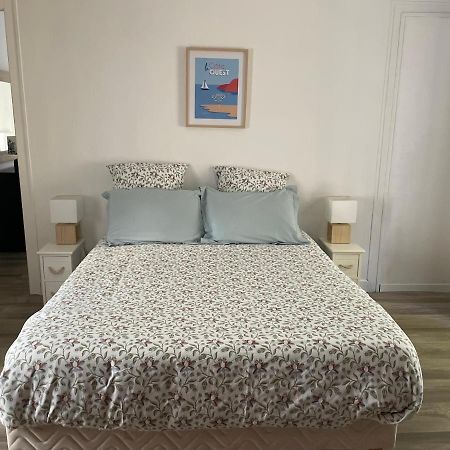 La Mission Hotell Saint-Martin-des-Noyers Exteriör bild